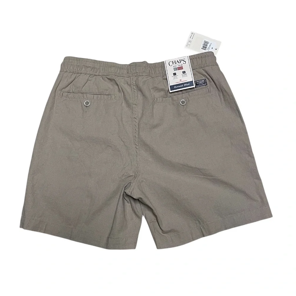 Men's Chaps 7" Khaki Pull On Shorts Adjustable Elastic Waist Size Medium NWT - Picture 2 of 10